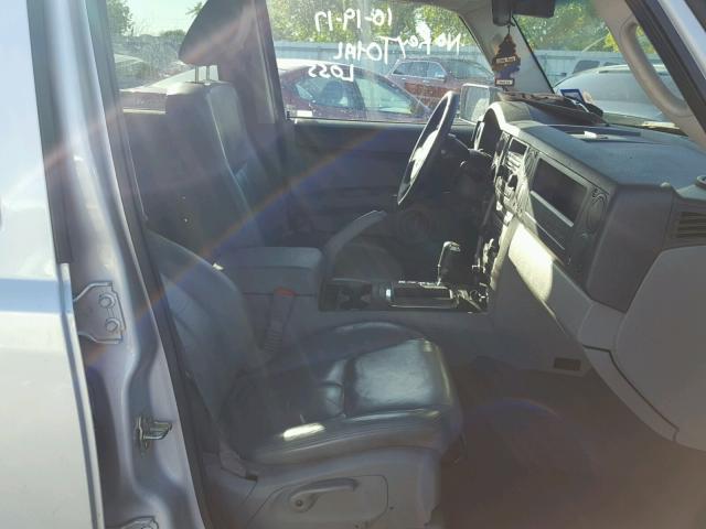 1J8HH48N96C106661 - 2006 JEEP COMMANDER SILVER photo 5