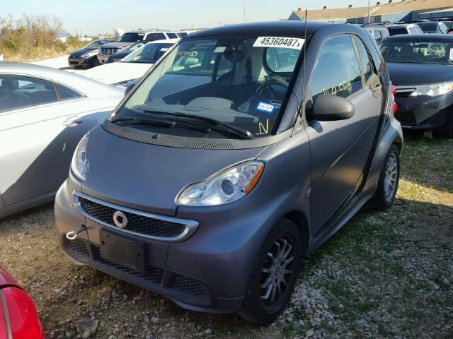 WMEEJ3BAXDK626497 - 2013 SMART FORTWO PUR TWO TONE photo 2