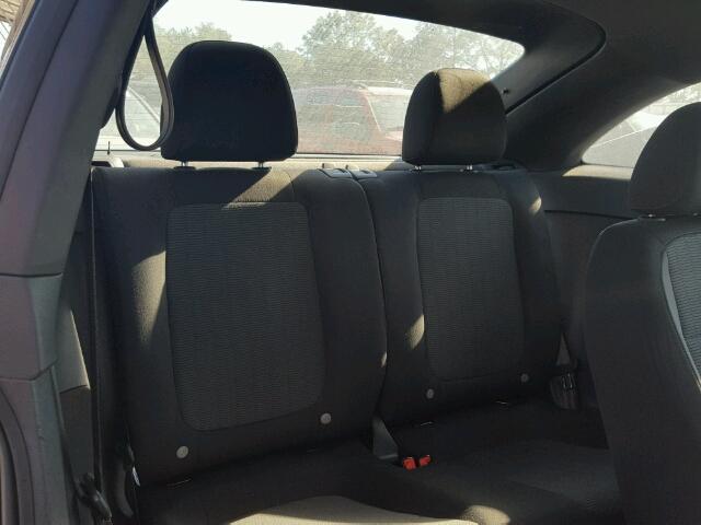 3VWFP7AT9DM644927 - 2013 VOLKSWAGEN BEETLE BLACK photo 6