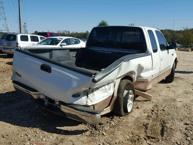 1FTDX1769VKA55376 - 1997 FORD F150 WHITE photo 4