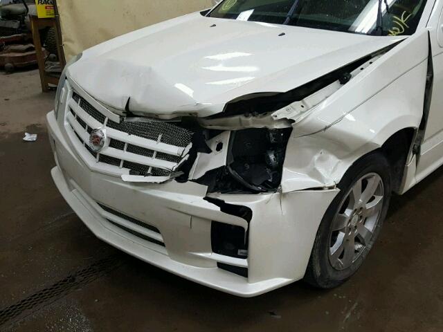 1GYEE637370172997 - 2007 CADILLAC SRX WHITE photo 9