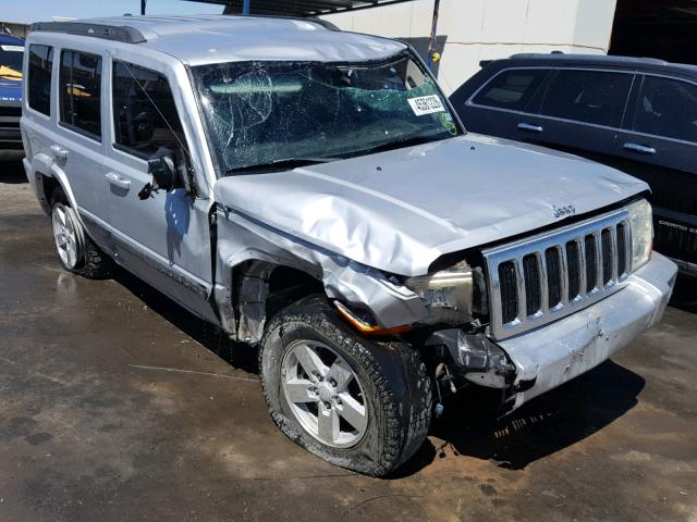 1J8HG48K18C140623 - 2008 JEEP COMMANDER SILVER photo 1