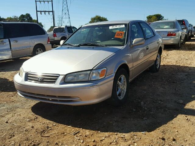 4T1BG22K8YU752852 - 2000 TOYOTA CAMRY CE TAN photo 2