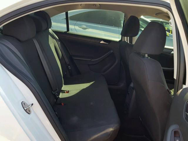 3VW2K7AJ3FM415397 - 2015 VOLKSWAGEN JETTA BASE WHITE photo 6