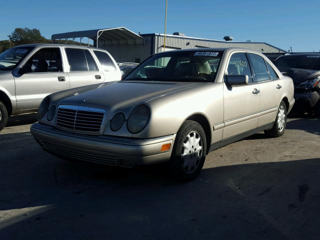 WDBJF25H9XA874962 - 1999 MERCEDES-BENZ E GOLD photo 2