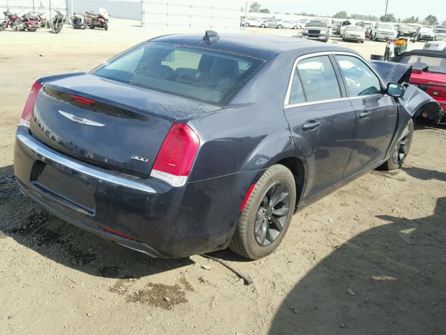 2C3CCAAG7GH211972 - 2016 CHRYSLER 300 LIMITE BLACK photo 4