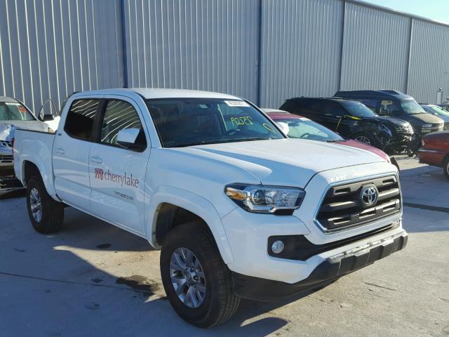 3TMAZ5CN4HM030660 - 2017 TOYOTA TACOMA DOU WHITE photo 1