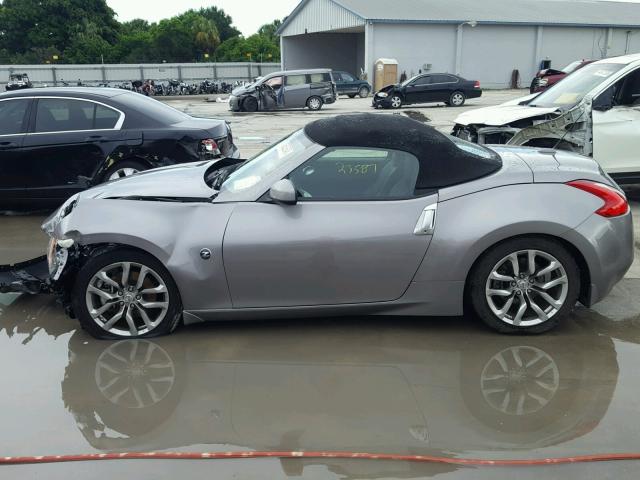 JN1AZ4FHXAM304755 - 2010 NISSAN 370Z GRAY photo 9