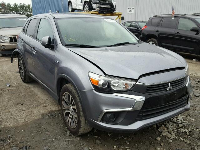 JA4AP3AU2HZ012395 - 2017 MITSUBISHI OUTLANDER GRAY photo 1