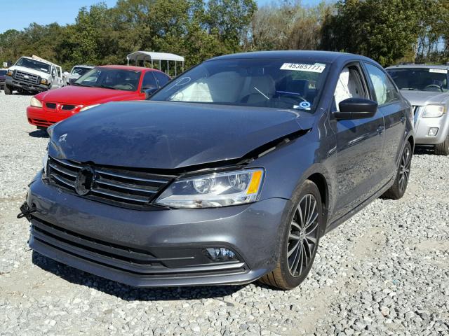 3VWD17AJ8GM419376 - 2016 VOLKSWAGEN JETTA SPOR GRAY photo 2