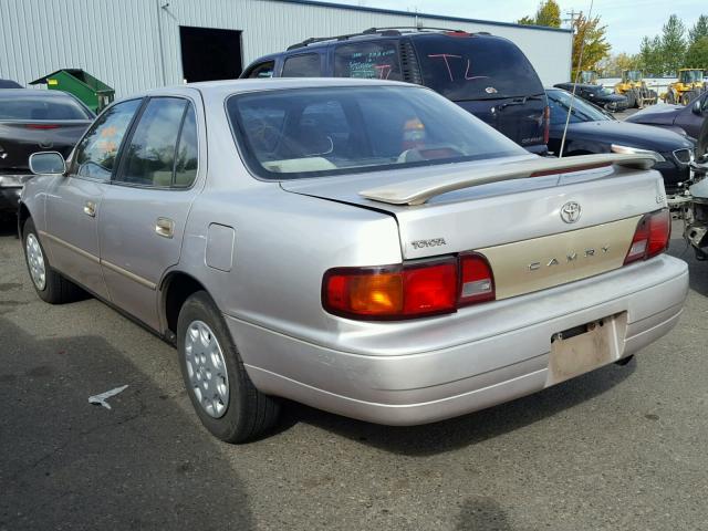 JT2BG12K8T0342222 - 1996 TOYOTA CAMRY DX BEIGE photo 3