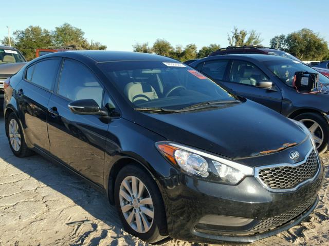 KNAFX4A65G5592652 - 2016 KIA FORTE BLACK photo 1