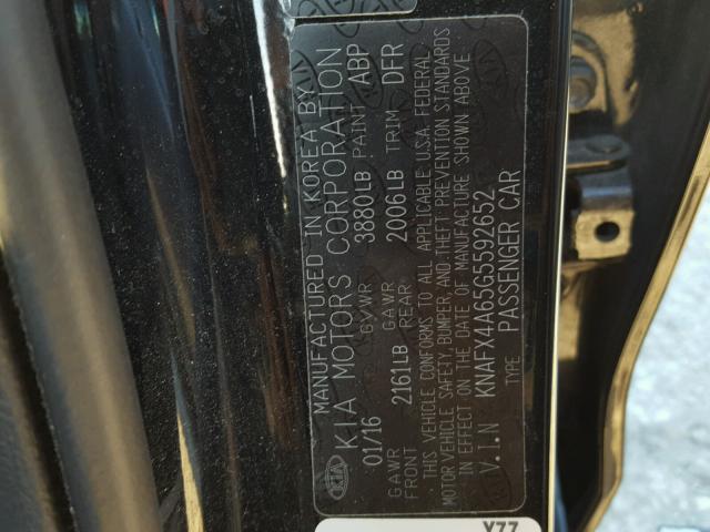 KNAFX4A65G5592652 - 2016 KIA FORTE BLACK photo 10