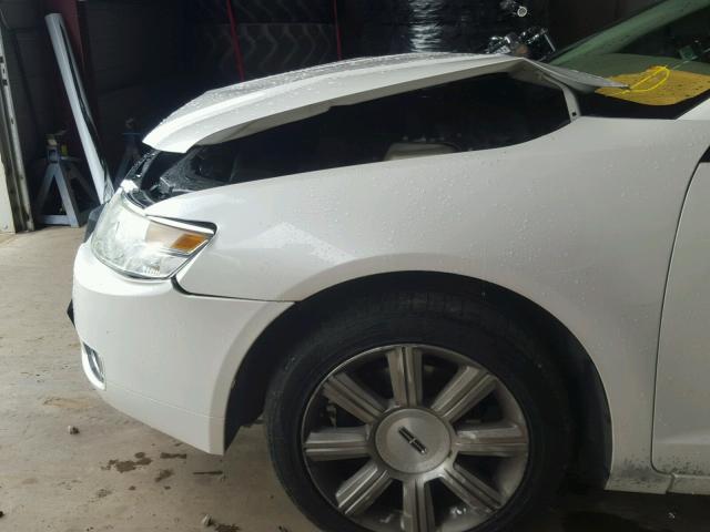 3LNHM26T19R624905 - 2009 LINCOLN MKZ კრემისფერი ფოტო 9