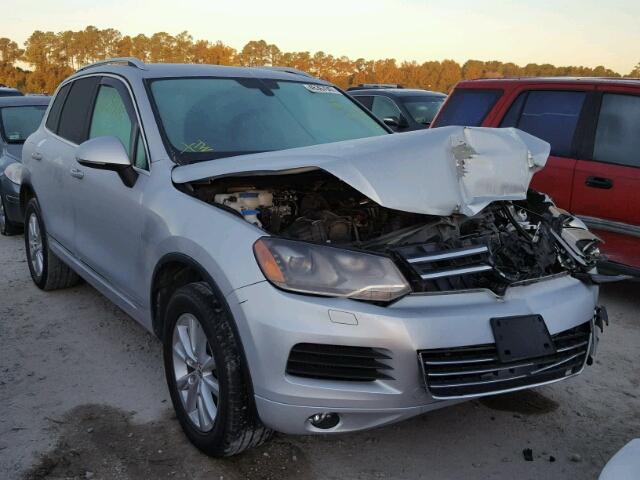 WVGEP9BP7DD001141 - 2013 VOLKSWAGEN TOUAREG V6 SILVER photo 1