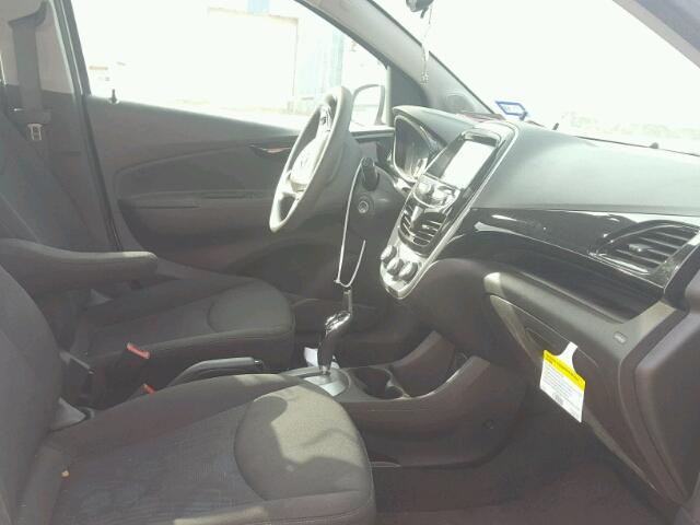 KL8CD6SA8GC622812 - 2016 CHEVROLET SPARK 1LT Серебристый фото 5