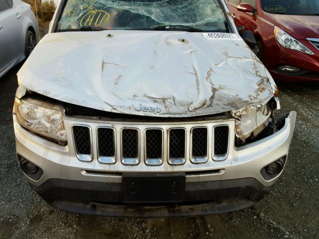 1C4NJCBA6DD245927 - 2013 JEEP COMPASS SP SILVER photo 7