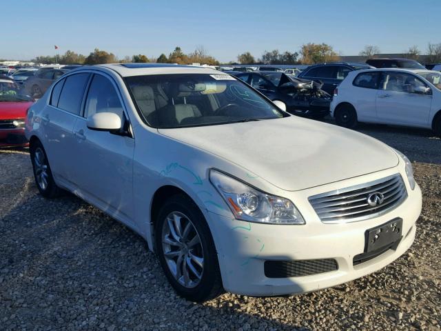 JNKBV61F88M269172 - 2008 INFINITI G35 WHITE photo 1