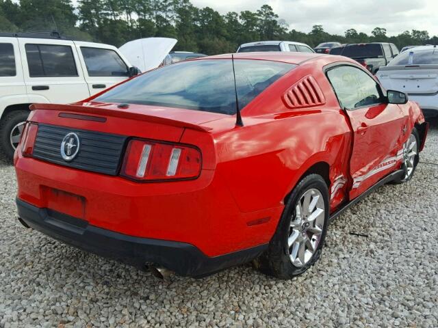 1ZVBP8AM3B5125534 - 2011 FORD MUSTANG RED photo 4