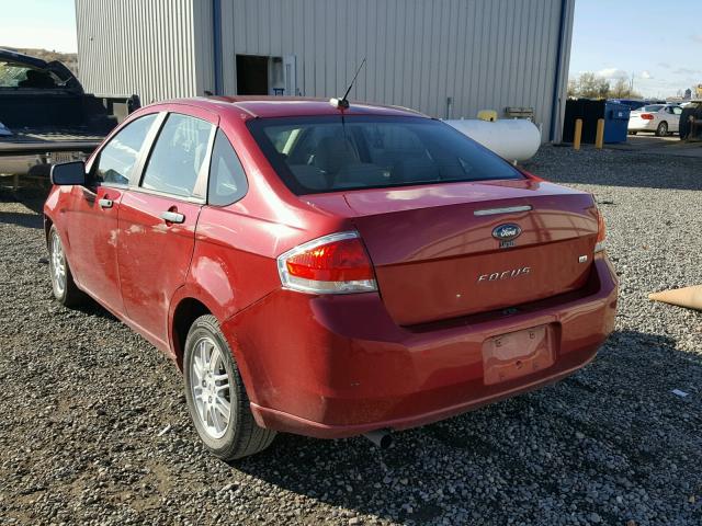 1FAHP3FN1BW181974 - 2011 FORD FOCUS SE RED photo 3