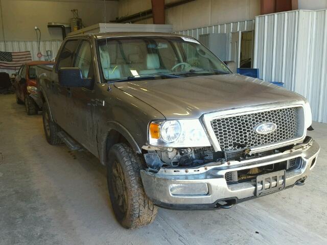 1FTPW14594KA08990 - 2004 FORD F150 GOLD photo 1