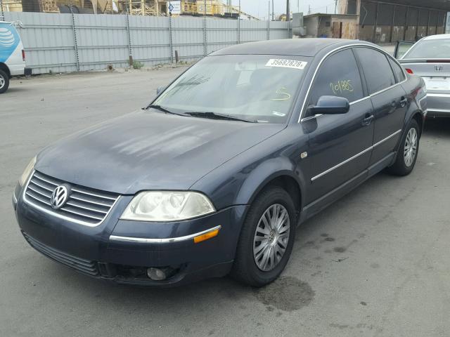 WVWPD63B32P044197 - 2002 VOLKSWAGEN PASSAT GLS BLUE photo 2