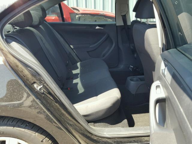 3VW2K7AJ4CM468184 - 2012 VOLKSWAGEN JETTA BASE BLACK photo 6