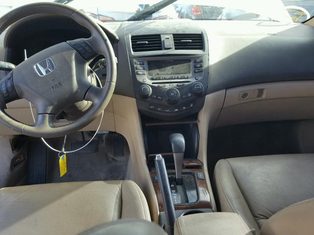 1HGCM56817A117670 - 2007 HONDA ACCORD WHITE photo 9