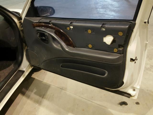 2G1WW12M7W9311785 - 1998 CHEVROLET MONTE CARL 白色 照片 9
