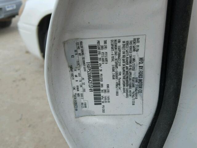 1FAFP53U06A213749 - 2006 FORD TAURUS SE WHITE photo 10