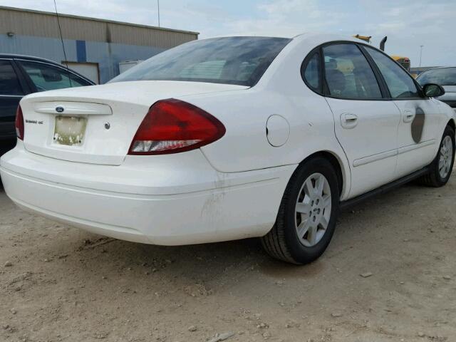 1FAFP53U06A213749 - 2006 FORD TAURUS SE WHITE photo 4