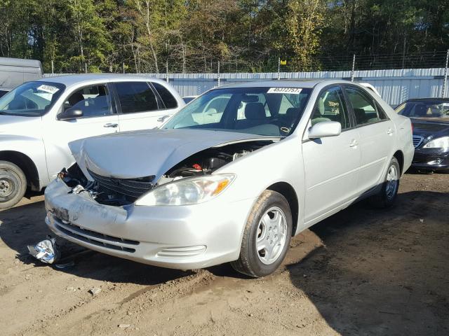 4T1BF32K73U565877 - 2003 TOYOTA CAMRY LE SILVER photo 2