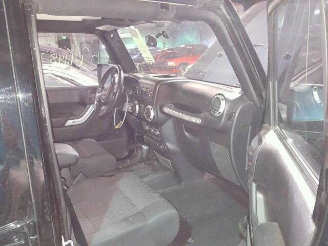 1J4BA6H16BL565225 - 2011 JEEP WRANGLER U BLACK photo 5