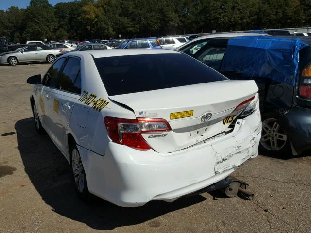 4T1BF1FKXCU542253 - 2012 TOYOTA CAMRY WHITE photo 3