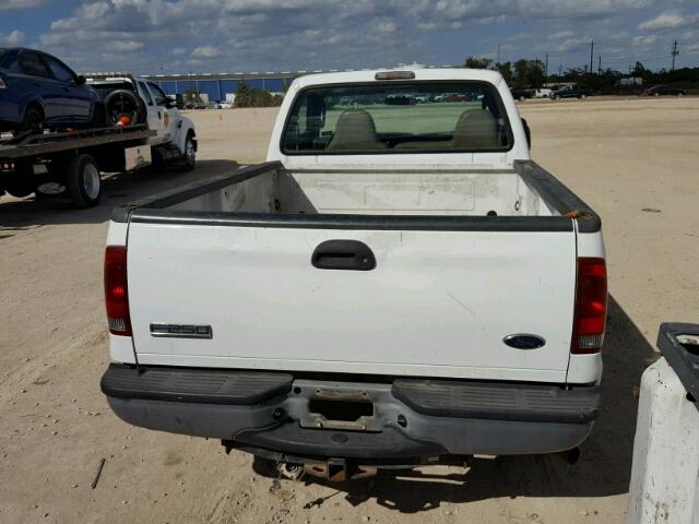 1FTNF205X6EC60994 - 2006 FORD F250 SUPER WHITE photo 6