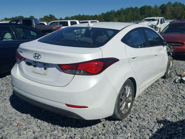 5NPDH4AE1GH657253 - 2016 HYUNDAI ELANTRA SE WHITE photo 4