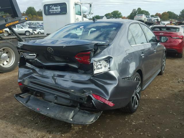 3VW5A7AJ2DM428610 - 2013 VOLKSWAGEN JETTA GLI GRAY photo 4