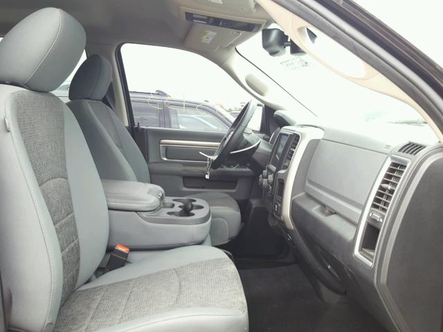 1C6RR7LG4GS220049 - 2016 RAM 1500 SLT შავი ფოტო 5