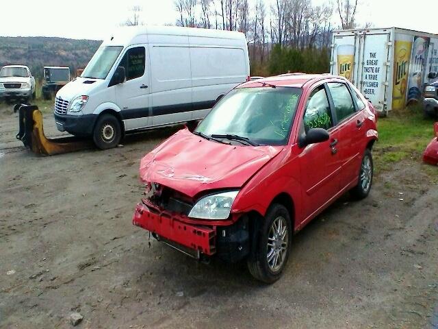 1FAFP34N26W236660 - 2006 FORD FOCUS RED photo 2