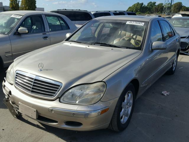 WDBNG75J6YA051082 - 2000 MERCEDES-BENZ S 500 BEIGE photo 2