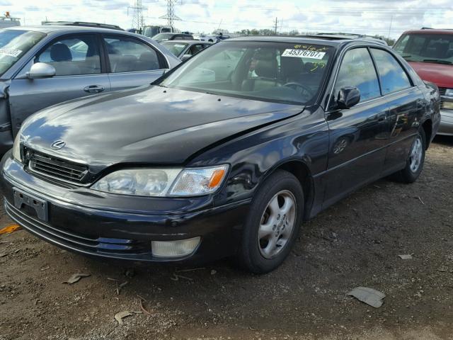 JT8BF22G2V0043371 - 1997 LEXUS ES 300 BLACK photo 2