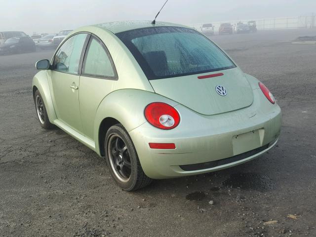 3VWPG3AG5AM010817 - 2010 VOLKSWAGEN NEW BEETLE GREEN photo 3