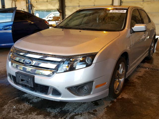 3FAHP0DC8AR417361 - 2010 FORD FUSION SPO SILVER photo 2