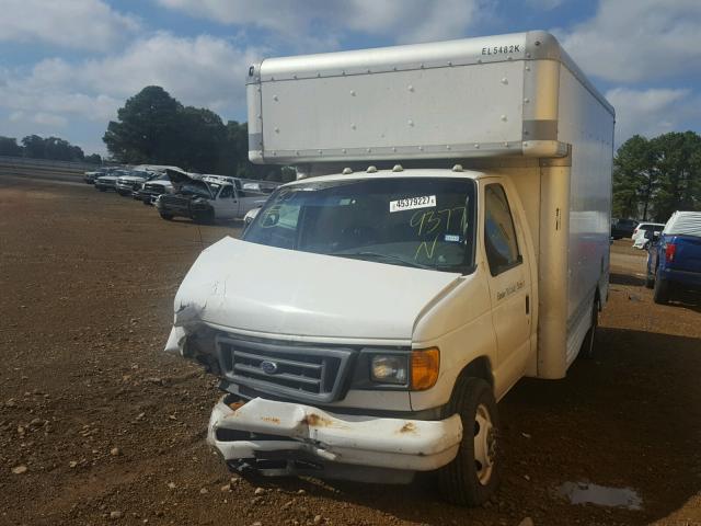 1FDXE45S16HA79377 - 2006 FORD E350 WHITE photo 2