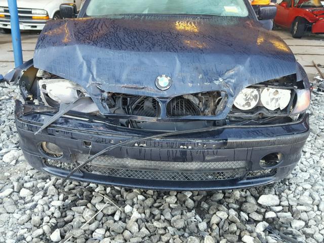 WBAEV33424KW15552 - 2004 BMW 325 BLUE photo 9