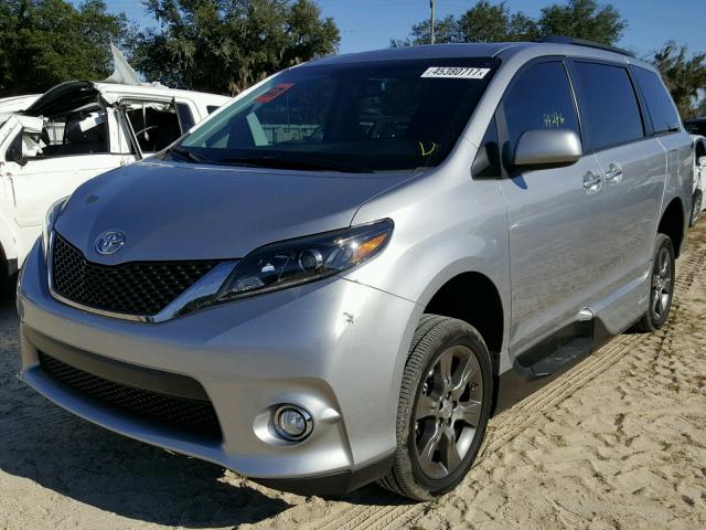 5TDXK3DC0FS580242 - 2015 TOYOTA SIENNA SPO SILVER photo 2