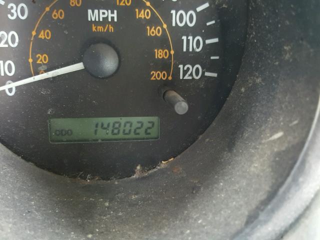 KL1TJ62684B159753 - 2004 CHEVROLET AVEO LS BLUE photo 8