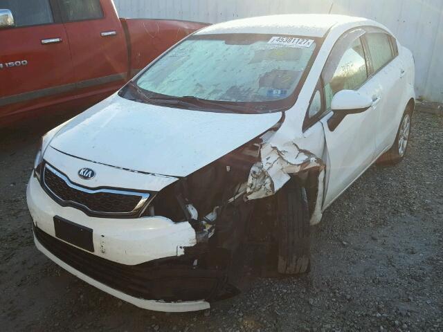 KNADN4A34D6212760 - 2013 KIA RIO EX WHITE photo 2