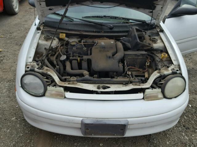 1B3ES47C8TD660146 - 1996 DODGE NEON HIGHL WHITE photo 7