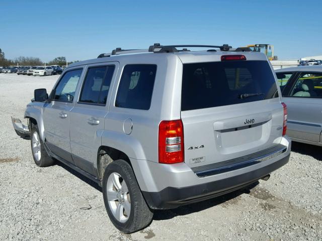 1J4NF4GB5BD172422 - 2011 JEEP PATRIOT LA SILVER photo 3